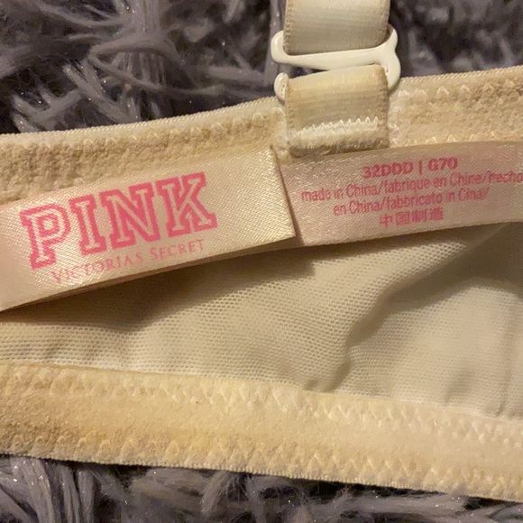 Victoria Secret Bra 32DDD - Picture 3 of 3